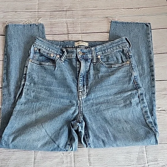 Madewell sz 27 slim boyfriend crop cut off jeans, distressed knees - Picture 6 of 13
